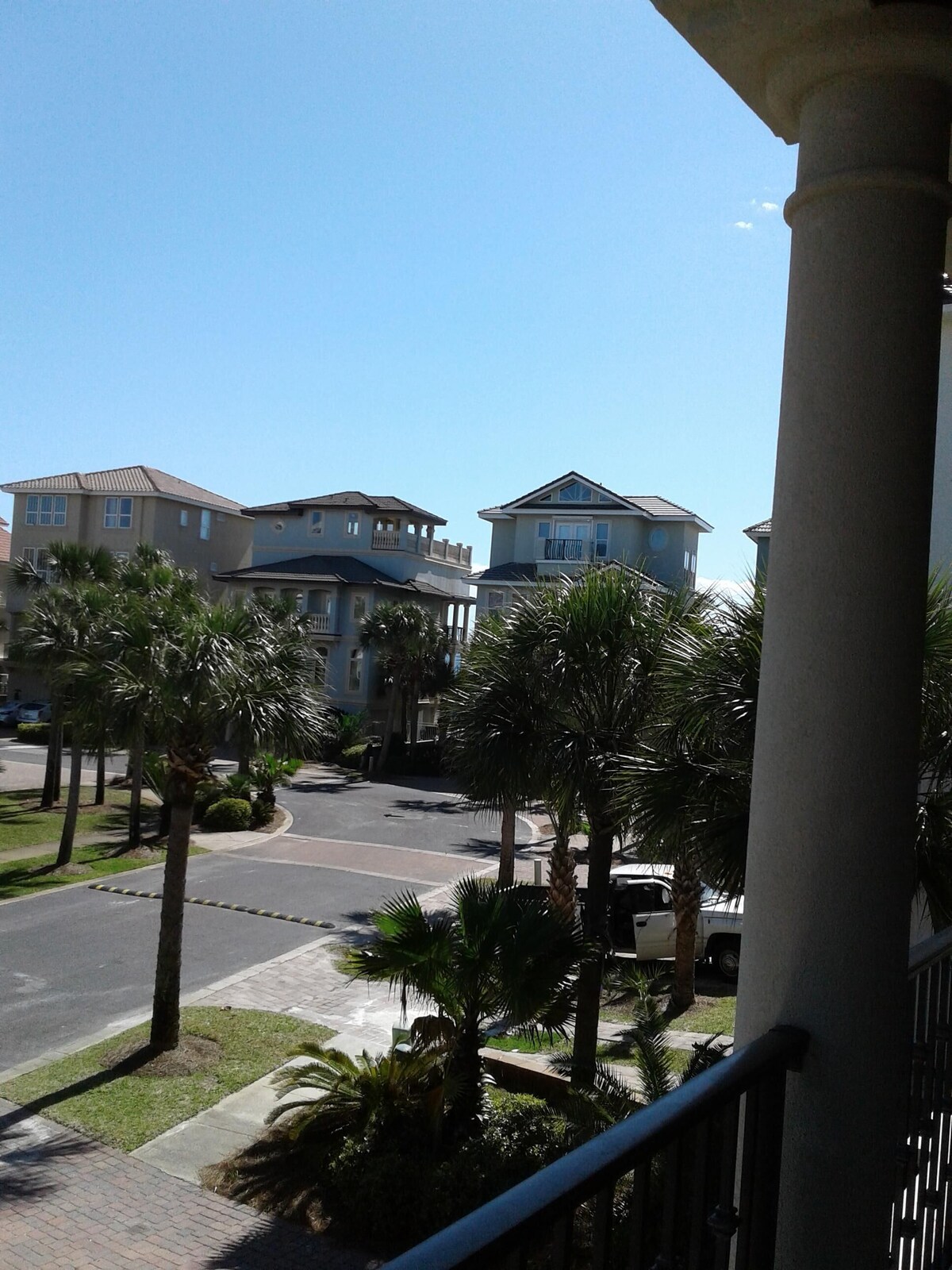 Photo 18 of SPACIOUS PROPERTY 455 FEET WALK TO BEACH -PRVT POOL/FISHING/PETS/COMMUNITY POOL