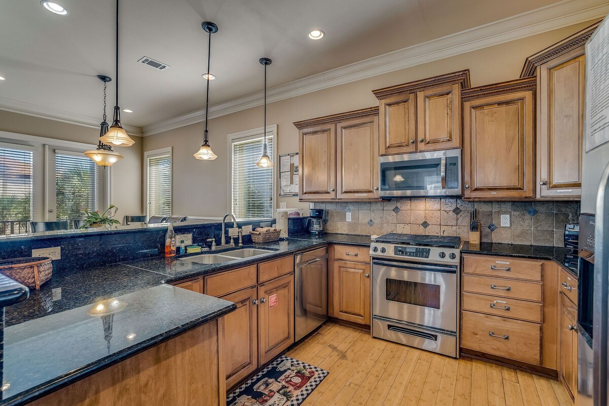 Photo 33 of SPACIOUS PROPERTY 455 FEET WALK TO BEACH -PRVT POOL/FISHING/PETS/COMMUNITY POOL