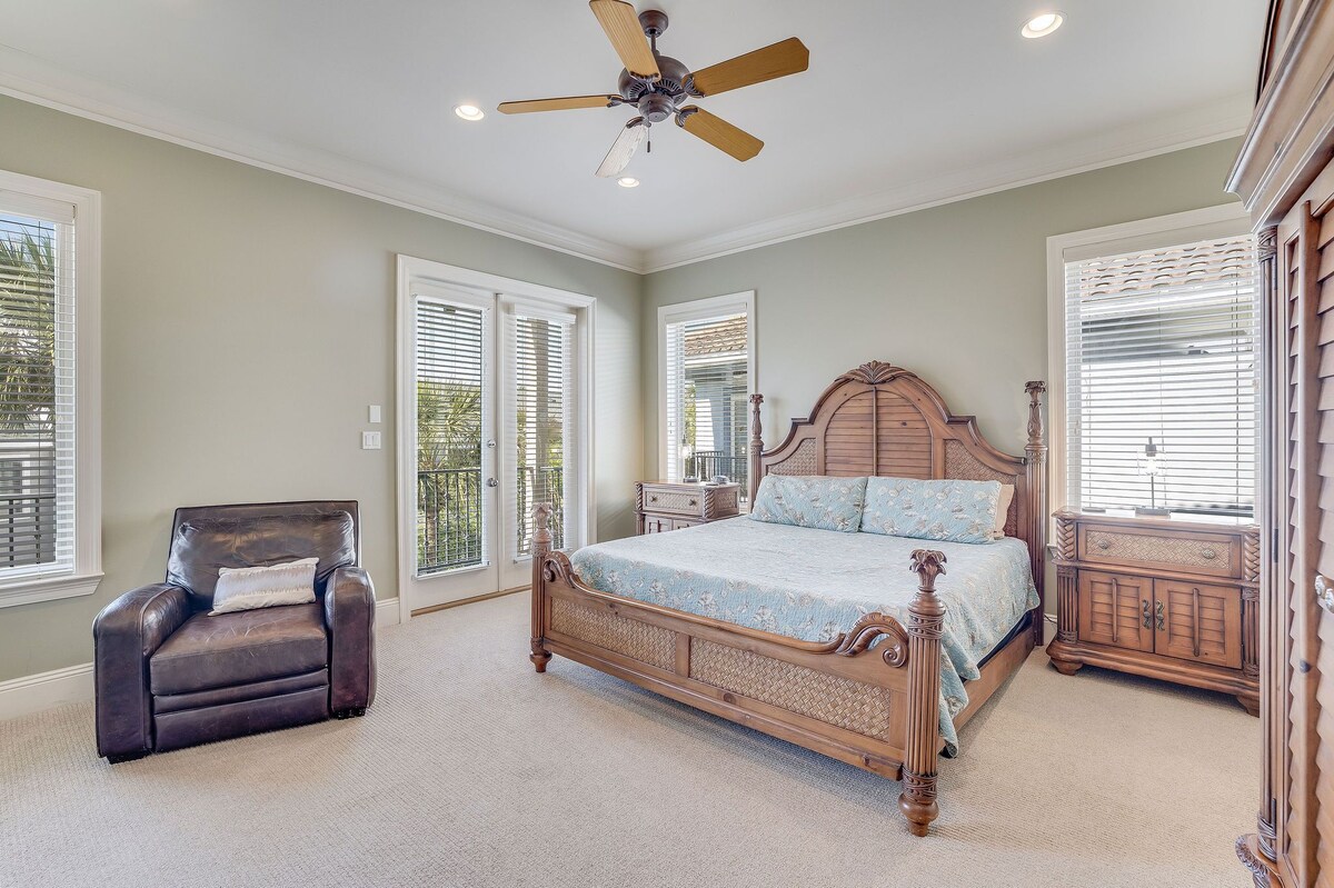 Photo 44 of SPACIOUS PROPERTY 455 FEET WALK TO BEACH -PRVT POOL/FISHING/PETS/COMMUNITY POOL