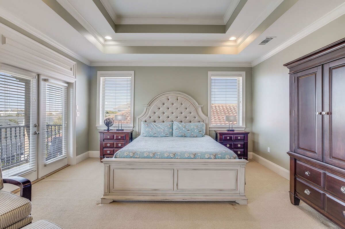 Photo 52 of SPACIOUS PROPERTY 455 FEET WALK TO BEACH -PRVT POOL/FISHING/PETS/COMMUNITY POOL