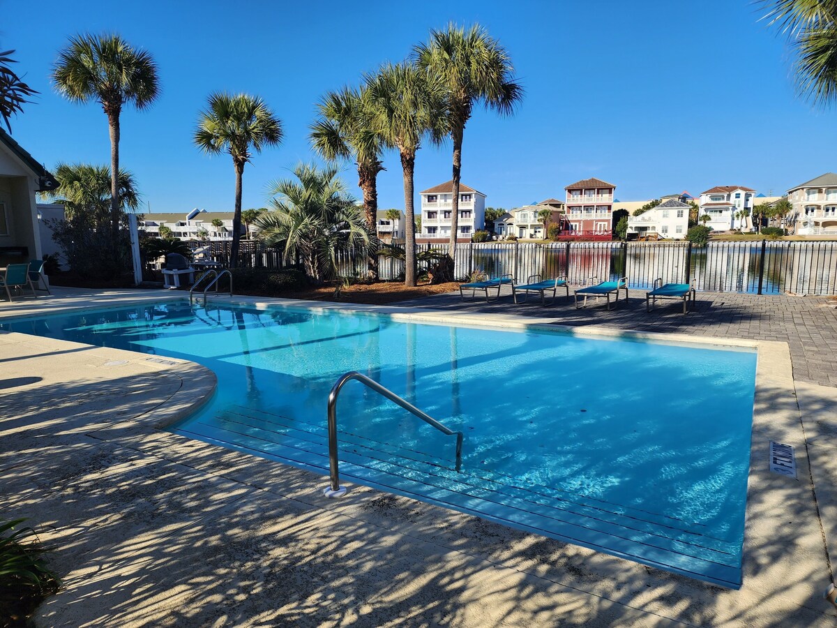 Photo 14 of SPACIOUS PROPERTY 455 FEET WALK TO BEACH -PRVT POOL/FISHING/PETS/COMMUNITY POOL