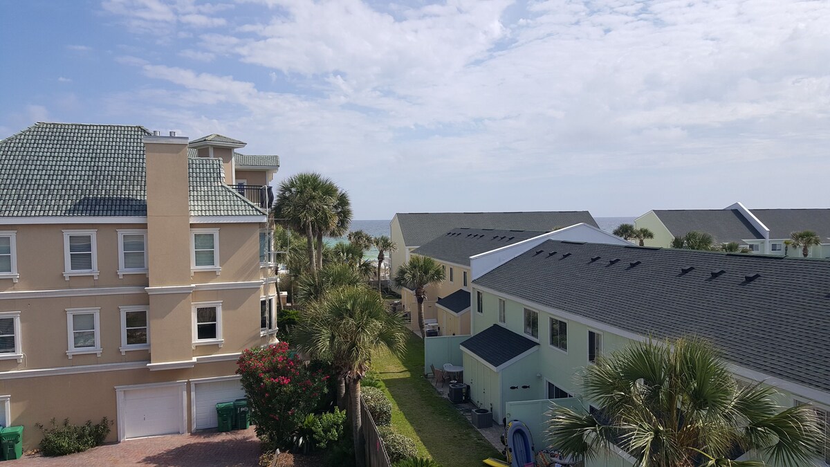 Photo 19 of SPACIOUS PROPERTY 455 FEET WALK TO BEACH -PRVT POOL/FISHING/PETS/COMMUNITY POOL