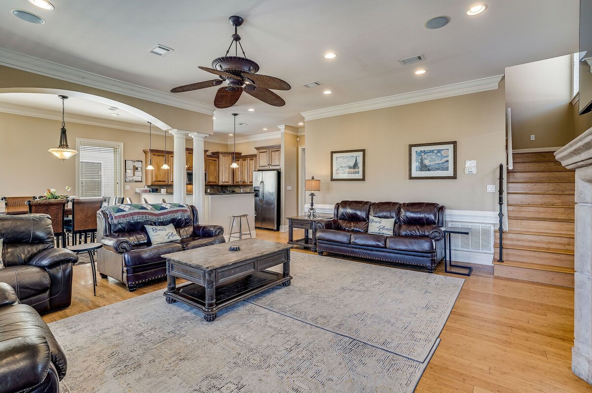 Photo 36 of SPACIOUS PROPERTY 455 FEET WALK TO BEACH -PRVT POOL/FISHING/PETS/COMMUNITY POOL