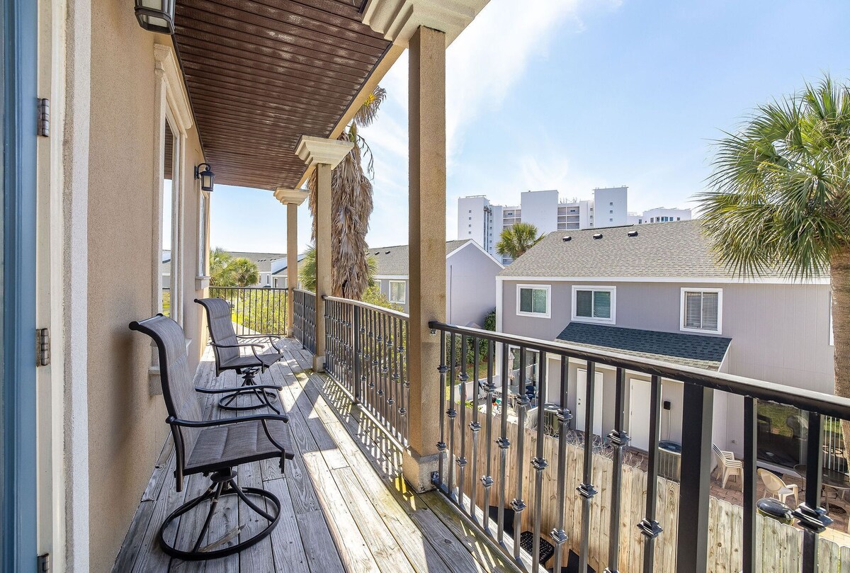 Photo 71 of SPACIOUS PROPERTY 455 FEET WALK TO BEACH -PRVT POOL/FISHING/PETS/COMMUNITY POOL