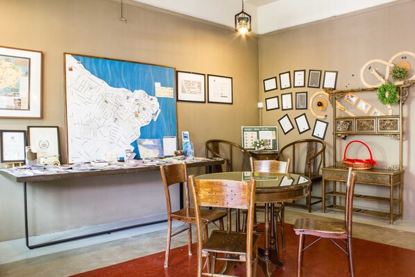 Interior - Homeaway Townhouse 1934 (George Town)