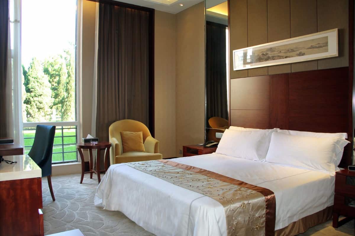 In-room safe, desk, blackout curtains, iron/ironing board