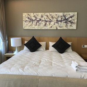 Apartment (Studio) | Desk, iron/ironing board, free WiFi - WTE KLCC Suites (Kuala Lumpur)