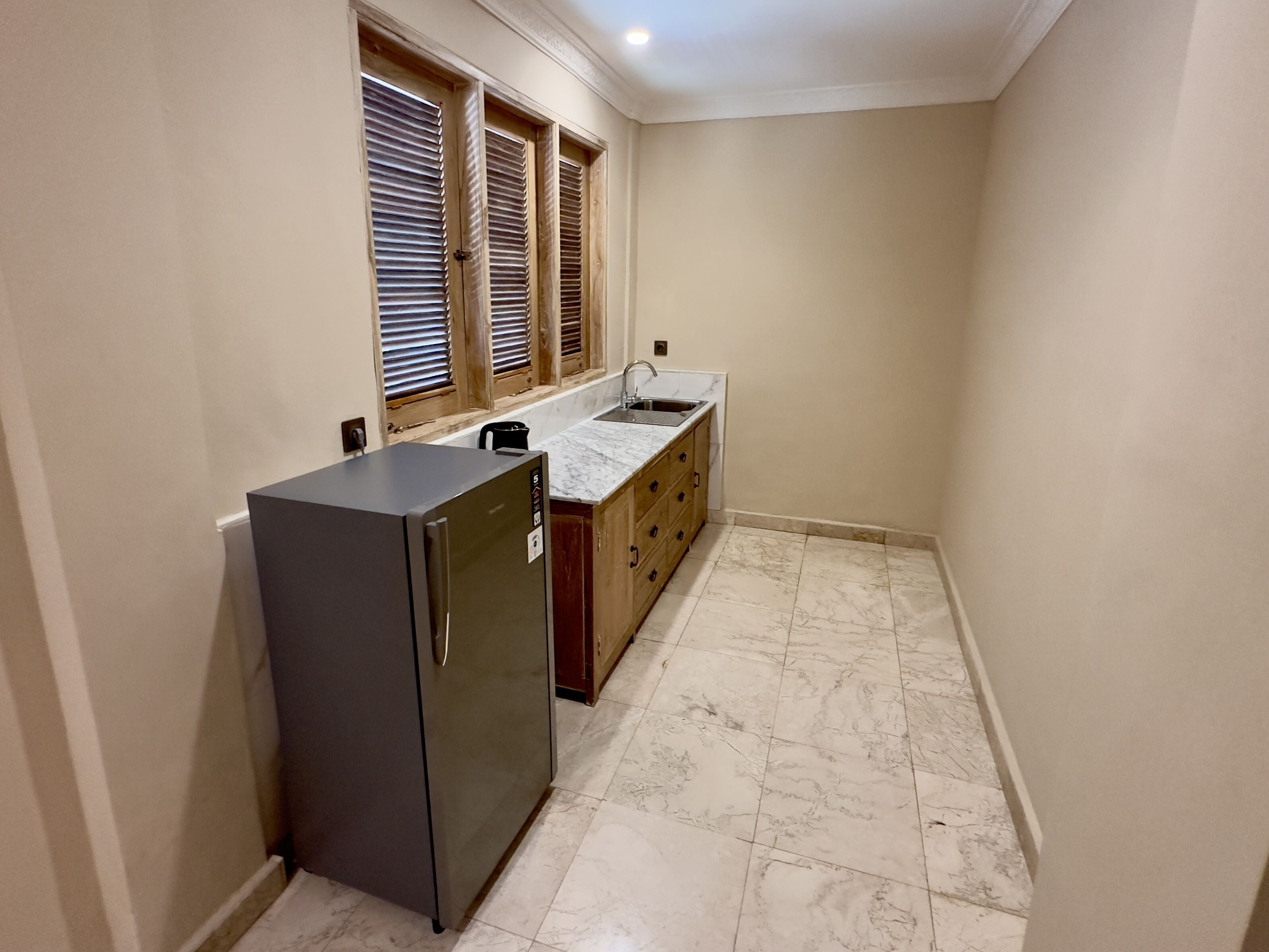 family studio | private kitchen | high chair