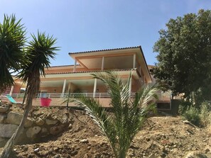 Exterior - Awesome residence with a pool and a great view (Propriano)