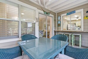 Dining - 1st Floor Cottage in Gated Resort! Walk to Beach, Pools, Tennis, Pickleball (Miramar Beach)