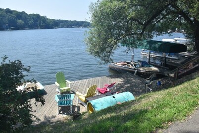 SOLO OTRO DÍA EN EL PARAÍSO