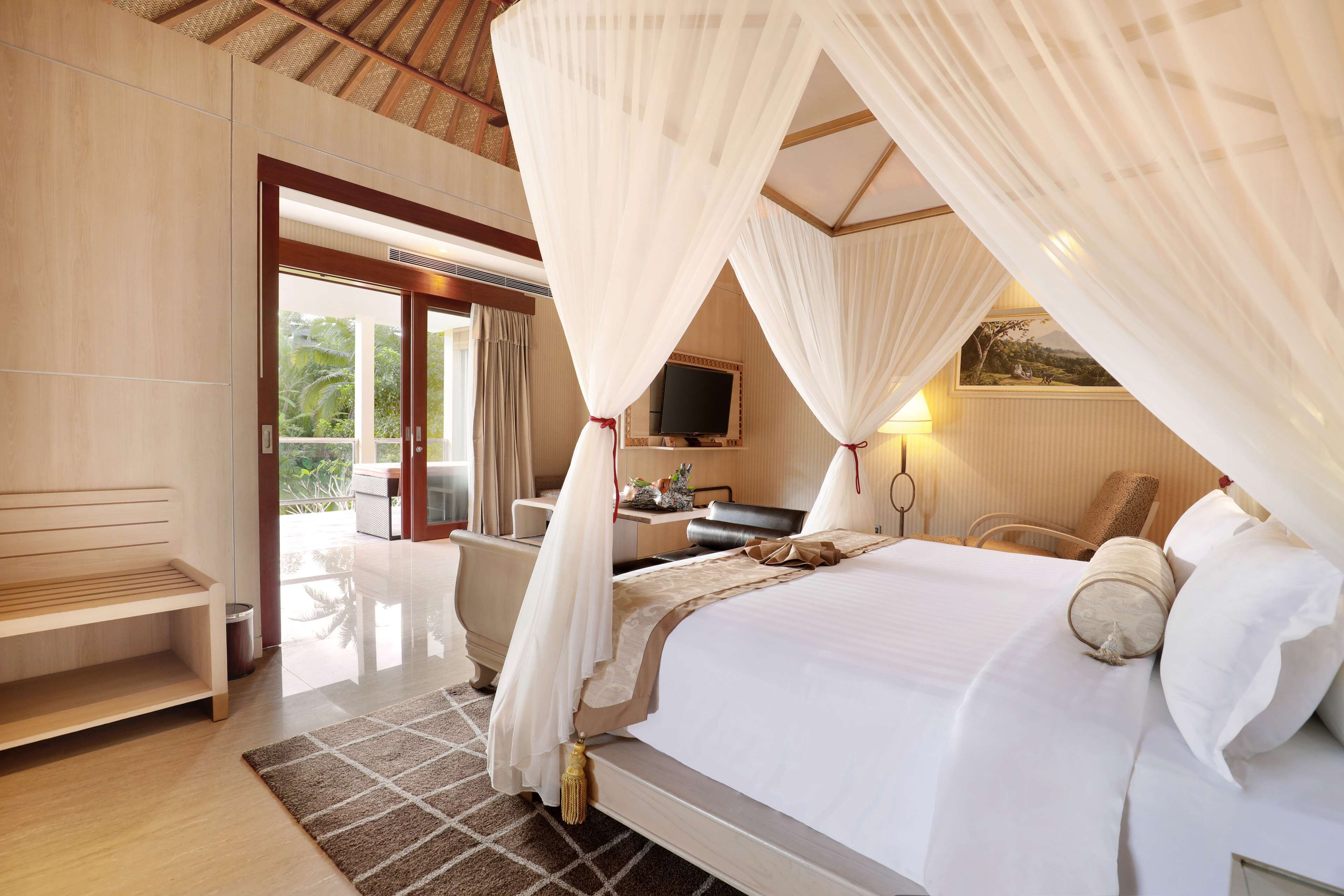 1 bedroom, premium bedding, pillow-top beds, minibar