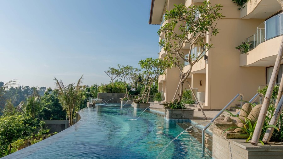 SereS Springs Resort & Spa Singakerta