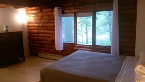 3 habitaciones, escritorio, tabla de planchar con plancha y wifi gratis 