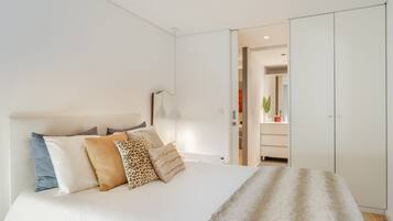 1 chambre, fer et planche à repasser, lit parapluie, Wi-Fi gratuit