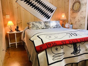 2 habitaciones, wifi gratis y ropa de cama 