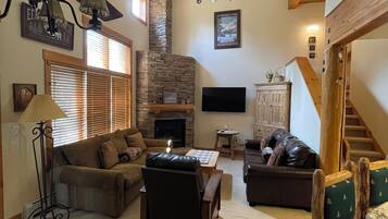 TV, fireplace, DVD player