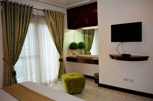 Apartamento, terraza | 2 dormitorios, caja fuerte, cortinas opacas y wifi gratis