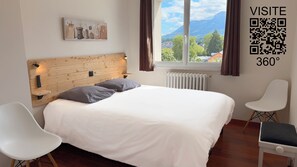 2 chambres, bureau, fer et planche à repasser, Wi-Fi gratuit