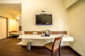 In-room safe, desk, iron/ironing board, free WiFi