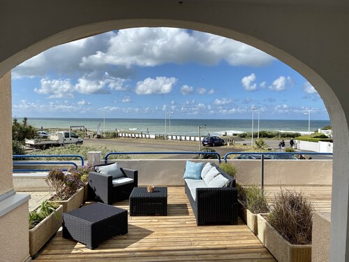 LES SABLES D'OLONNES APARTMENT 4 Personen mit Terrasse und echtem Meerblick 