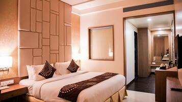 Minibar, in-room safe, desk, soundproofing