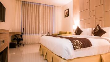 1 bedroom, minibar, in-room safe, desk