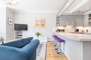 Luxury Apartment, 2 Bedrooms, Garden Area | Living area | Flat-screen TV - Grosvenor Luxury Apartment (Glasgow)