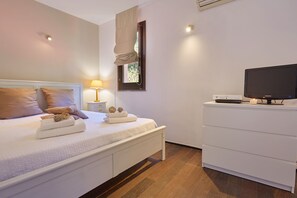 2 Schlafzimmer, Schreibtisch, Bügeleisen/Bügelbrett, kostenloses WLAN