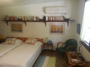 1 camera, ferro/asse da stiro, accesso a Internet, lenzuola