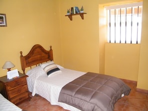 1 habitación y ropa de cama