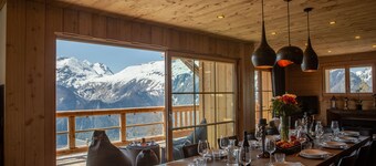 Chalet Lodge Oberig Exclusive 5 * ski-in ski-out, with Sauna, Hammam, Cinema,  