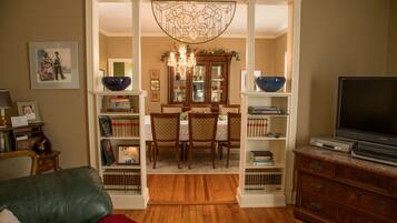 Smart TV, books, video library