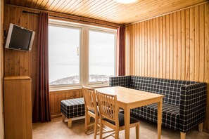 Coffee/tea maker, electric kettle