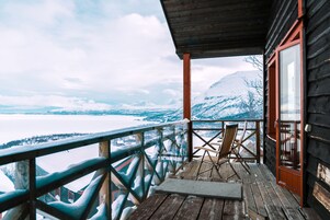 Deluxe Chalet, 2 Bedrooms, Sauna | Terrace/patio