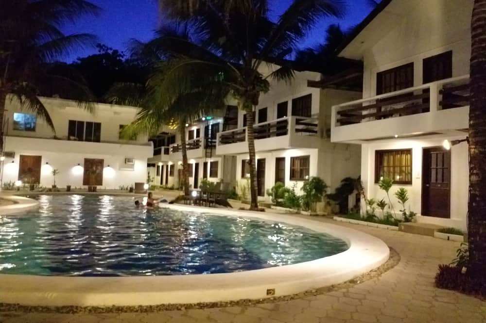Feliness Resort Boracay