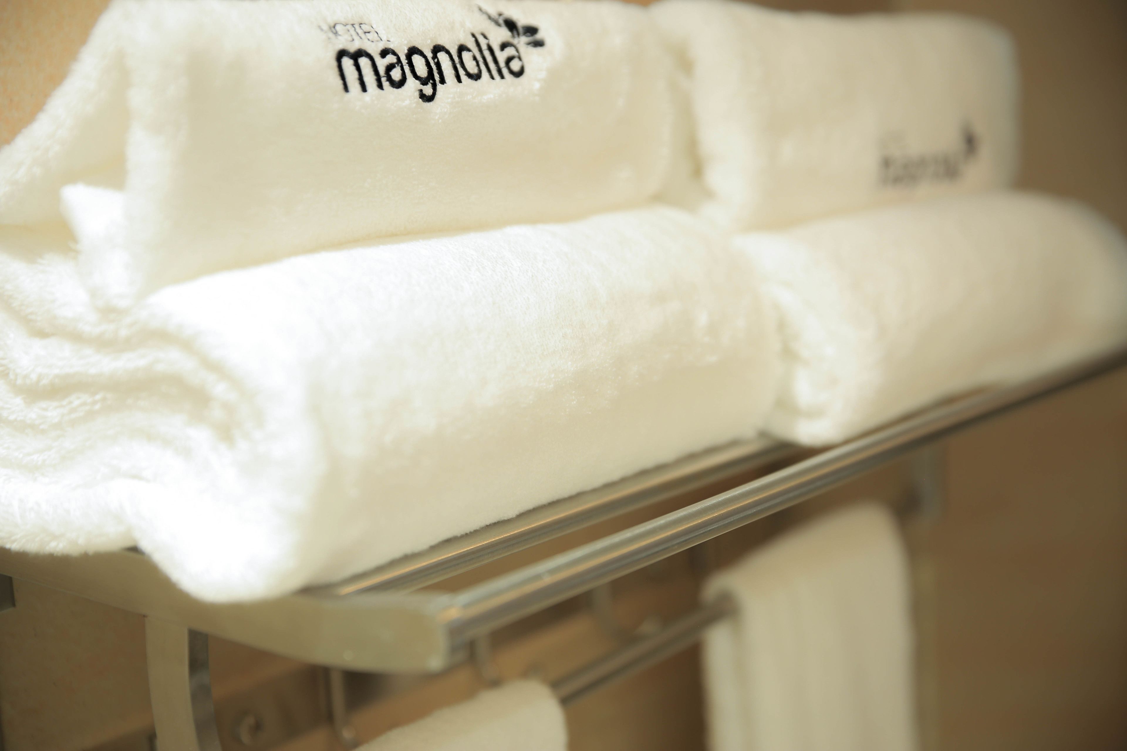 executive suite, 1 king bed | bathroom amenities | spring water bathtub, rainfall showerhead, free toiletries, hair dryer