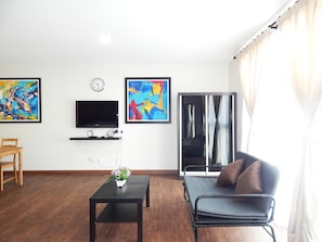 Living area - Wadi Iman Guesthouse - i-City (Shah Alam)