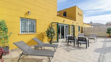 Panorama penthouse, 3 slaapkamers, uitzicht op stad | Terras