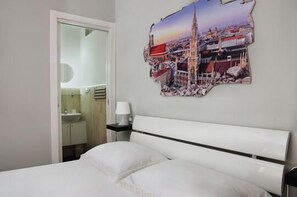 Standard Double or Twin Room, 1 Bedroom | Desk, free WiFi - B&B Binario Uno (Taranto)