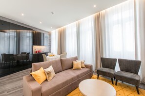 Microwave, stovetop, espresso maker, electric kettle - Letheshome Apartments (Porto)