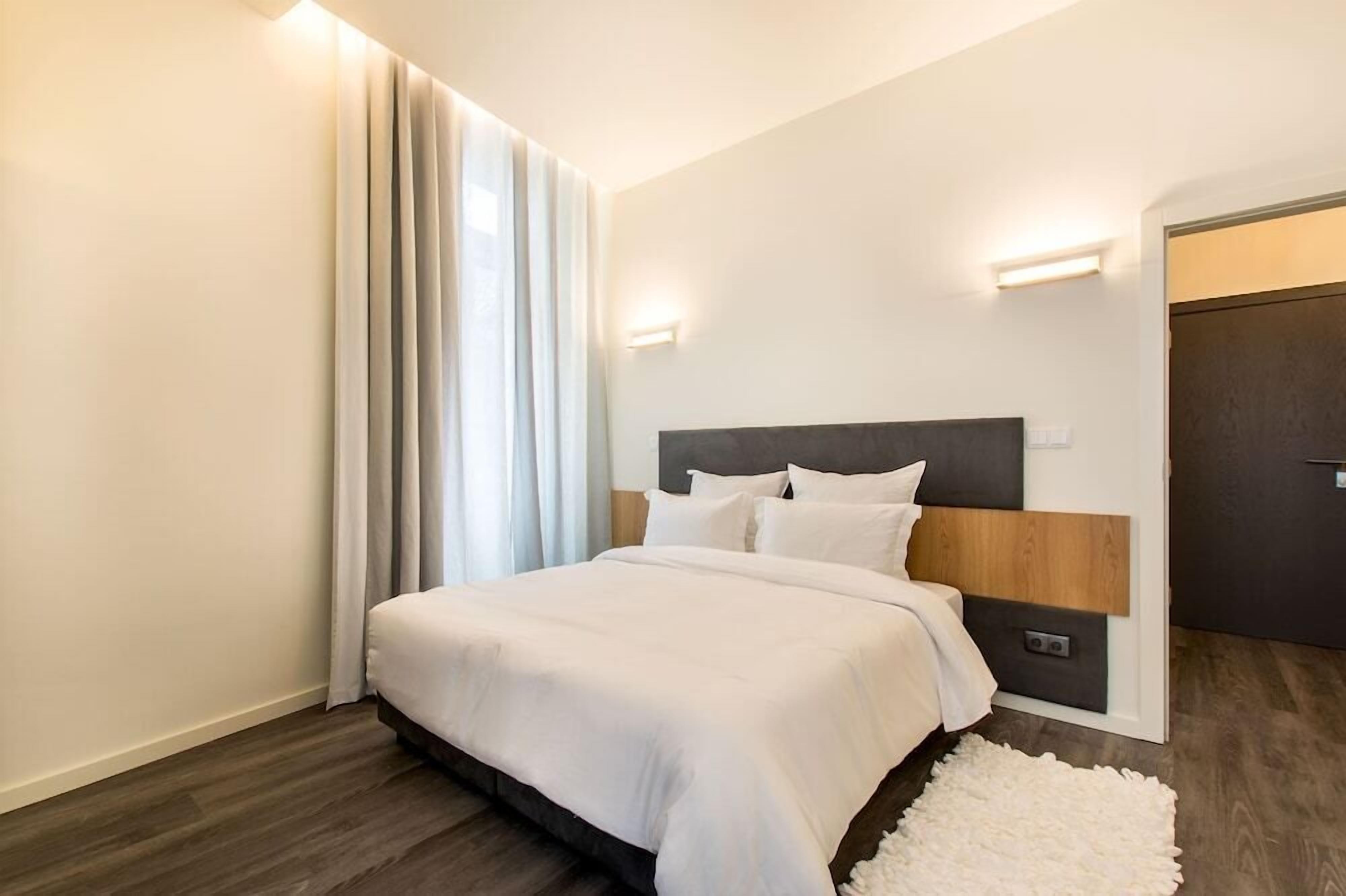 Soundproofing, iron/ironing board, free WiFi, bed sheets