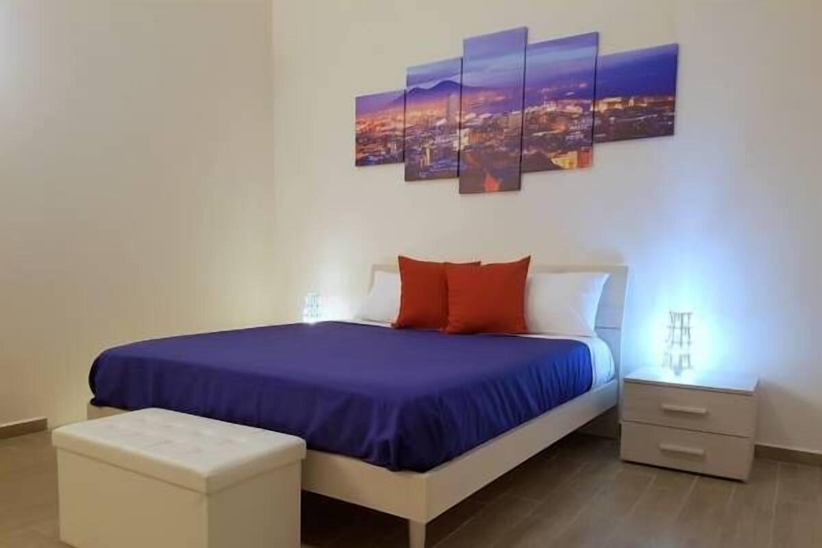 Camera Deluxe | Biancheria da letto di alta qualità, minibar, una cassaforte in camera