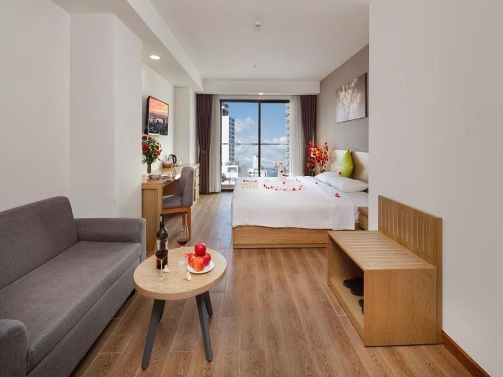 Premium-sengetøj, minibar, pengeskab på værelset, skrivebord