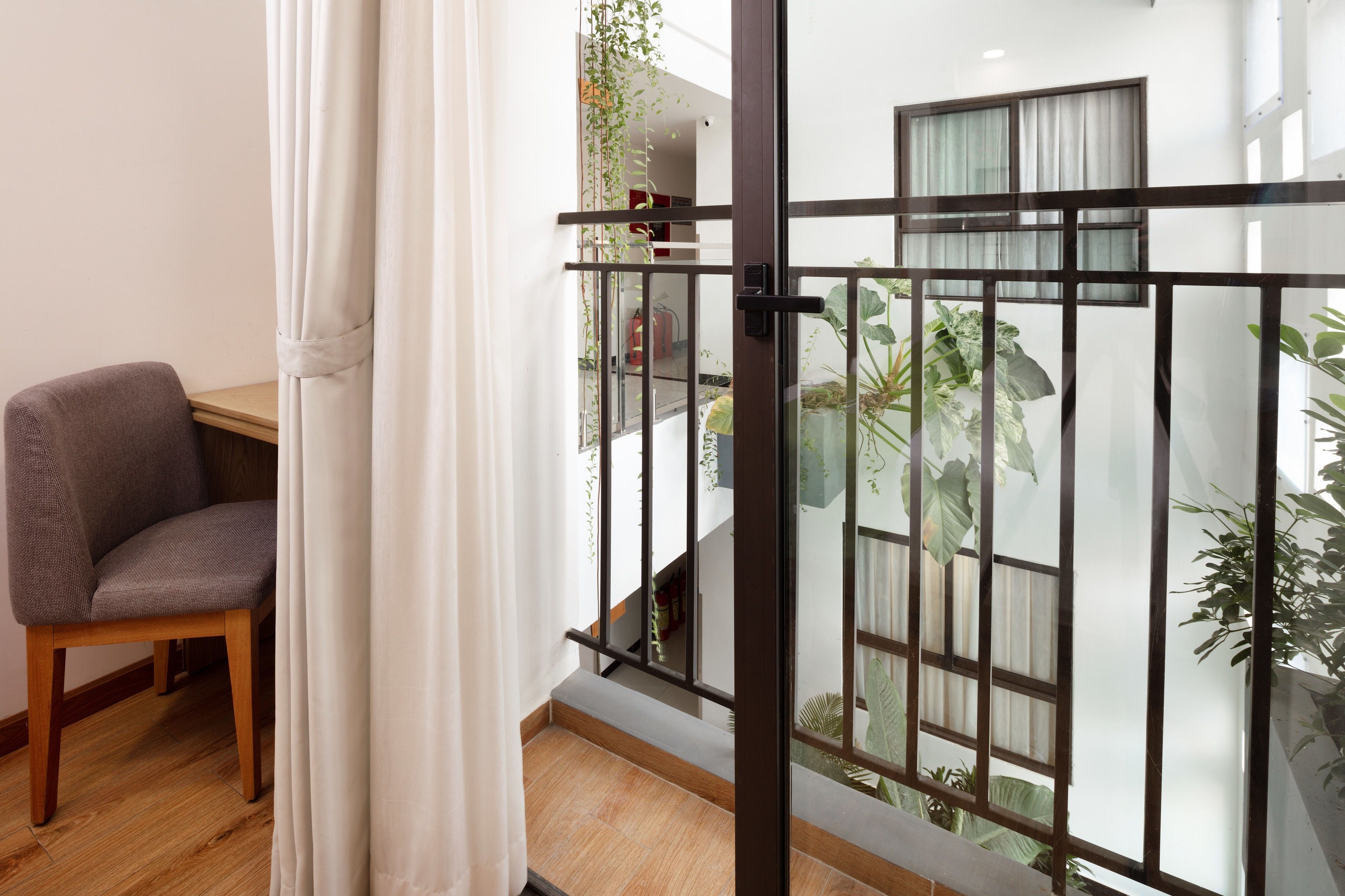 deluxe room, balcony, double/twin bed | premium bedding, minibar, in-room safe, desk