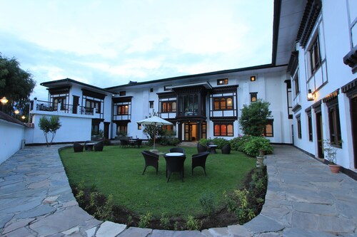 Himalayan Tashi Phuntshok Hotel, Paro