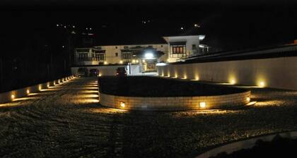 Himalayan Tashi Phuntshok Hotel, Paro