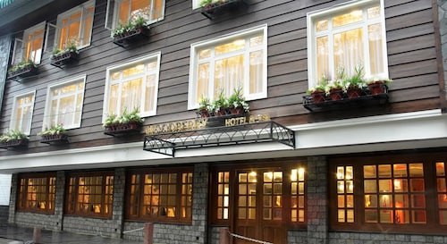 Udaan Woodberry Hotel & Spa