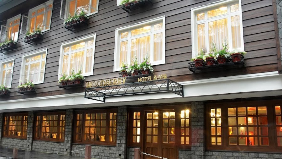 Udaan Woodberry Hotel & Spa