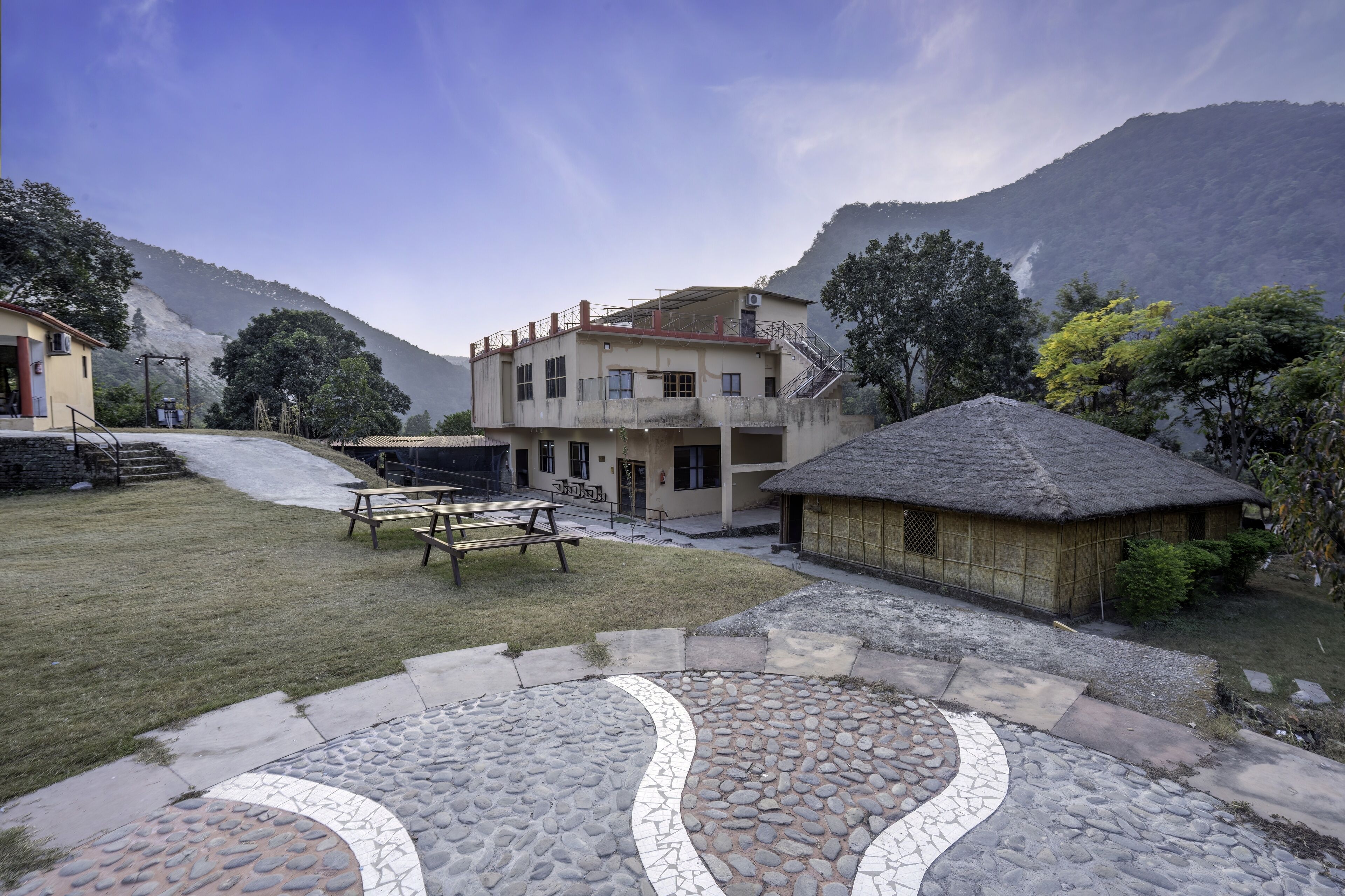 واجهة المنشأة